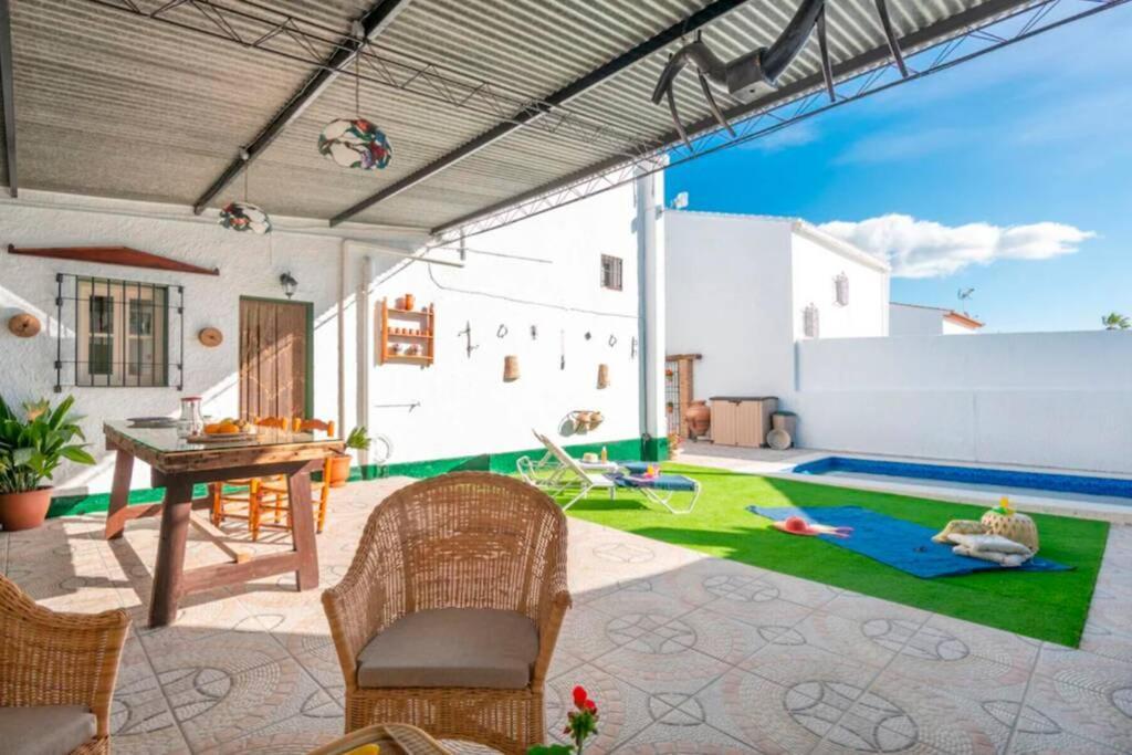 Villa Zalea Real -Super Ideal Grupos, Piscina ! Pizarra Zewnętrze zdjęcie